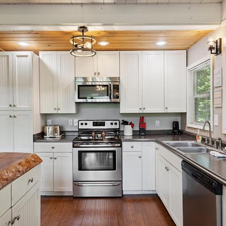 Southern Oak At Chalet Village - 5 Minutes From Gatlinburg And National Park Exterior foto