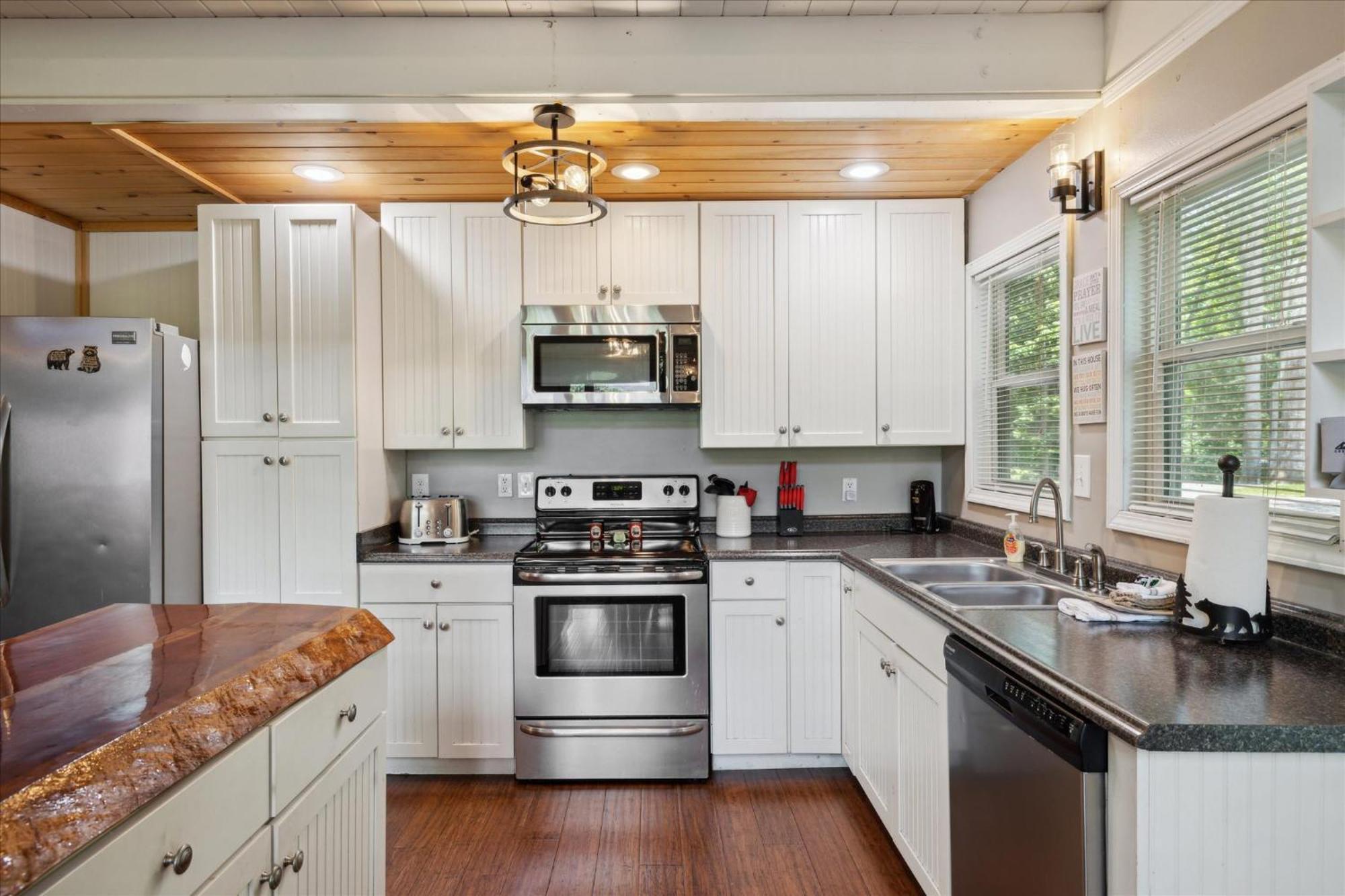 Southern Oak At Chalet Village - 5 Minutes From Gatlinburg And National Park Exterior foto